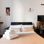 Agora - Armida بيت ضيافة 3*